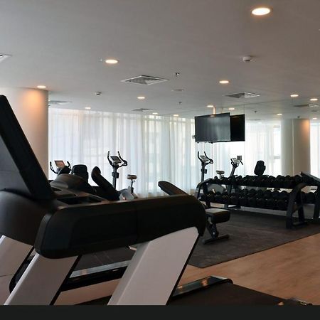 The Lodge Suites Al-Manamah Bagian luar foto