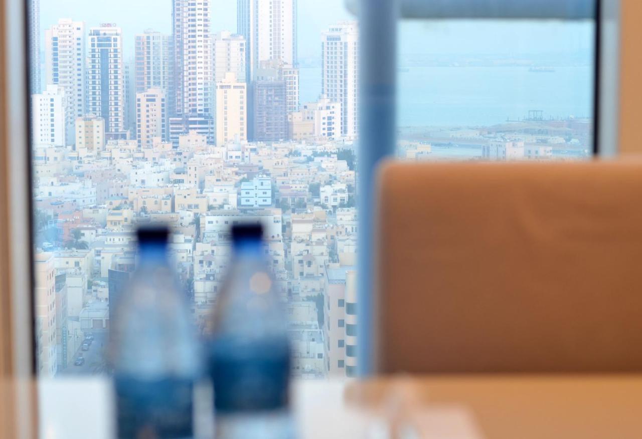 The Lodge Suites Al-Manamah Bagian luar foto