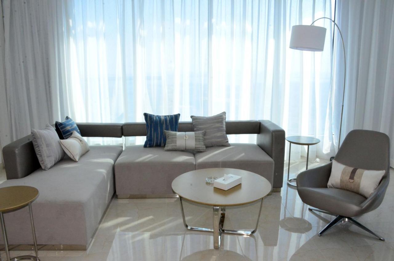 The Lodge Suites Al-Manamah Bagian luar foto