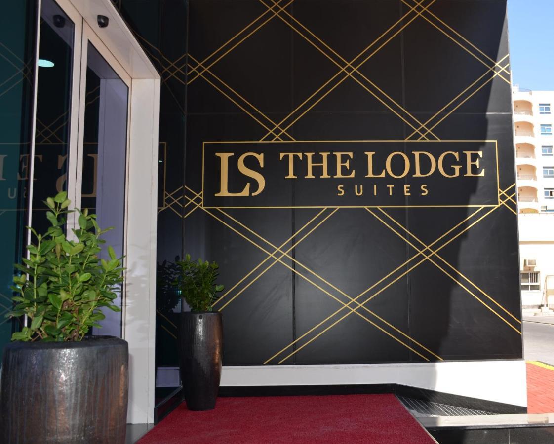 The Lodge Suites Al-Manamah Bagian luar foto