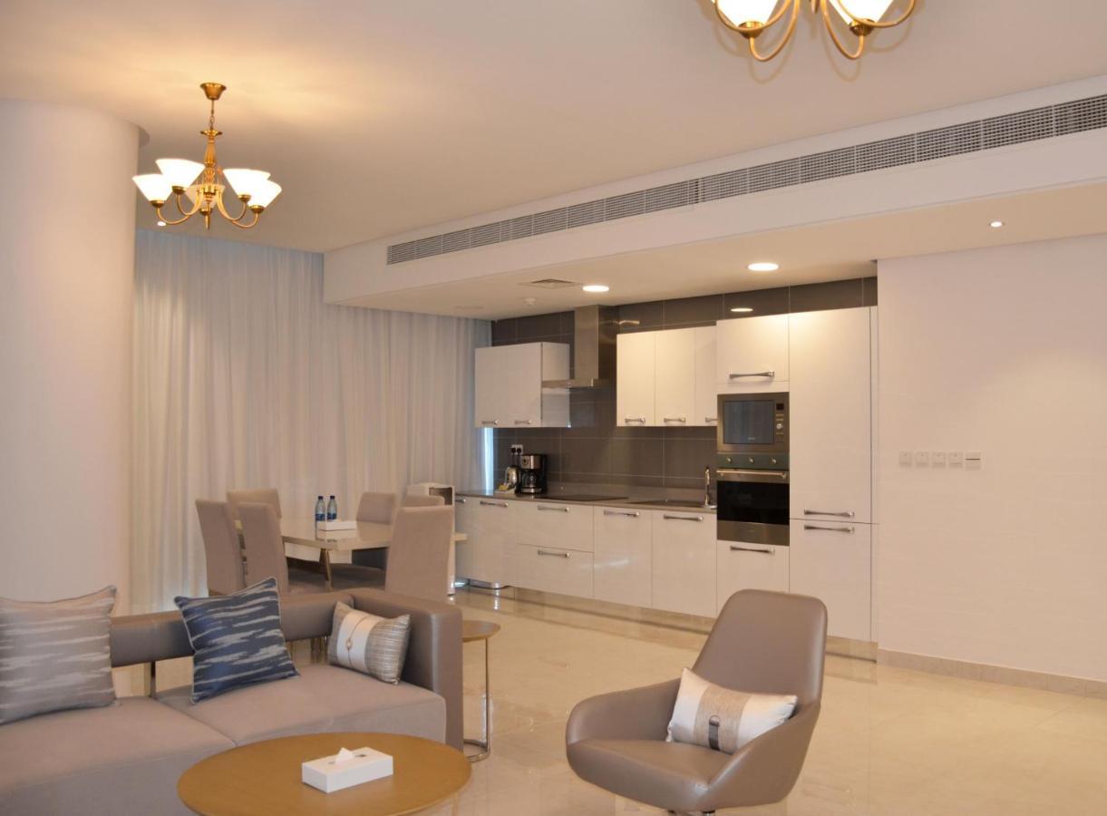 The Lodge Suites Al-Manamah Bagian luar foto
